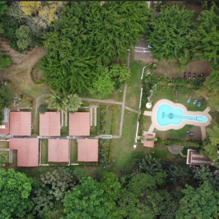 Arcadia Cabanas Vacacionales Retalhuleu Exterior photo