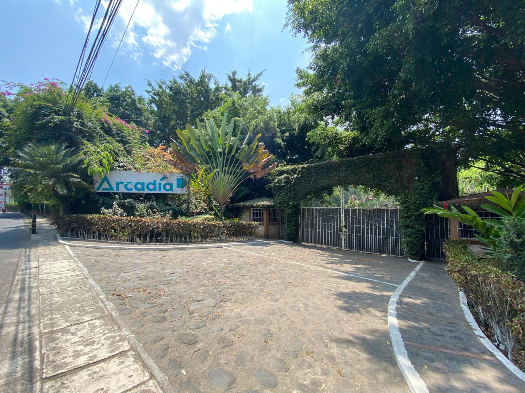 Arcadia Cabanas Vacacionales Retalhuleu Exterior photo